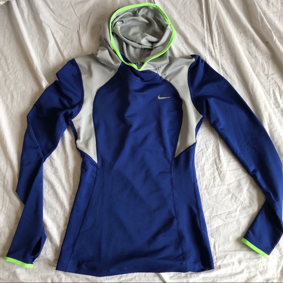 nike running hoodie - Picture 1 of 3